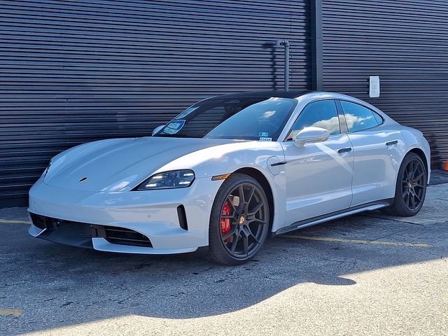 2026 PORSCHE Taycan