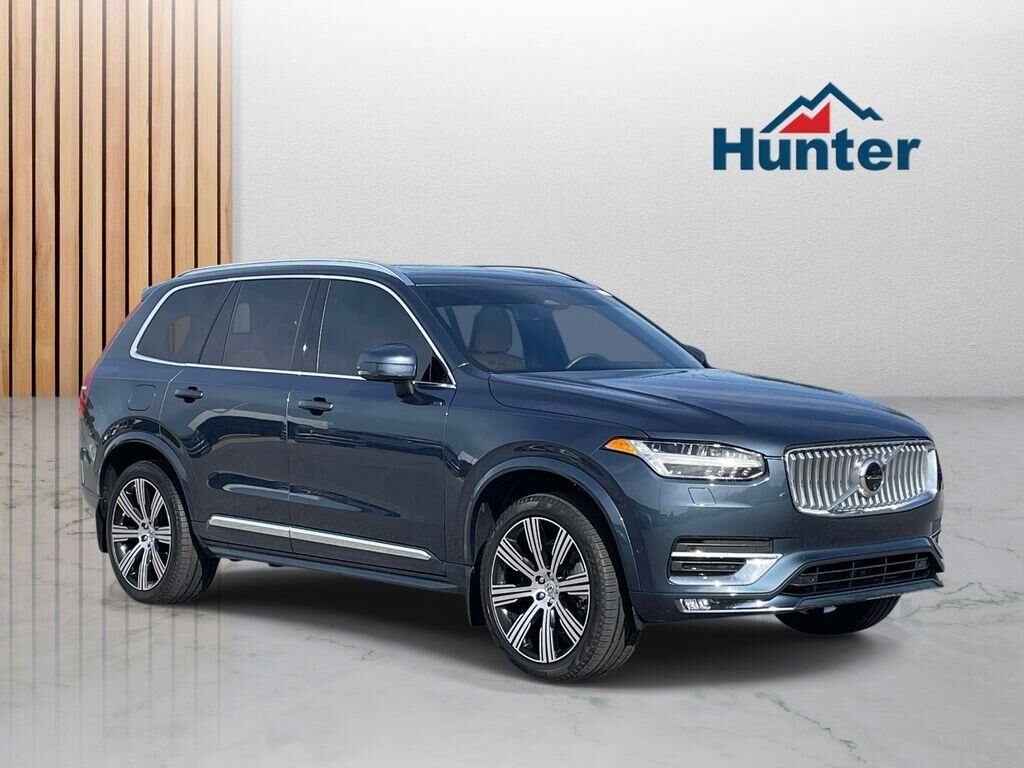 2025 VOLVO XC90