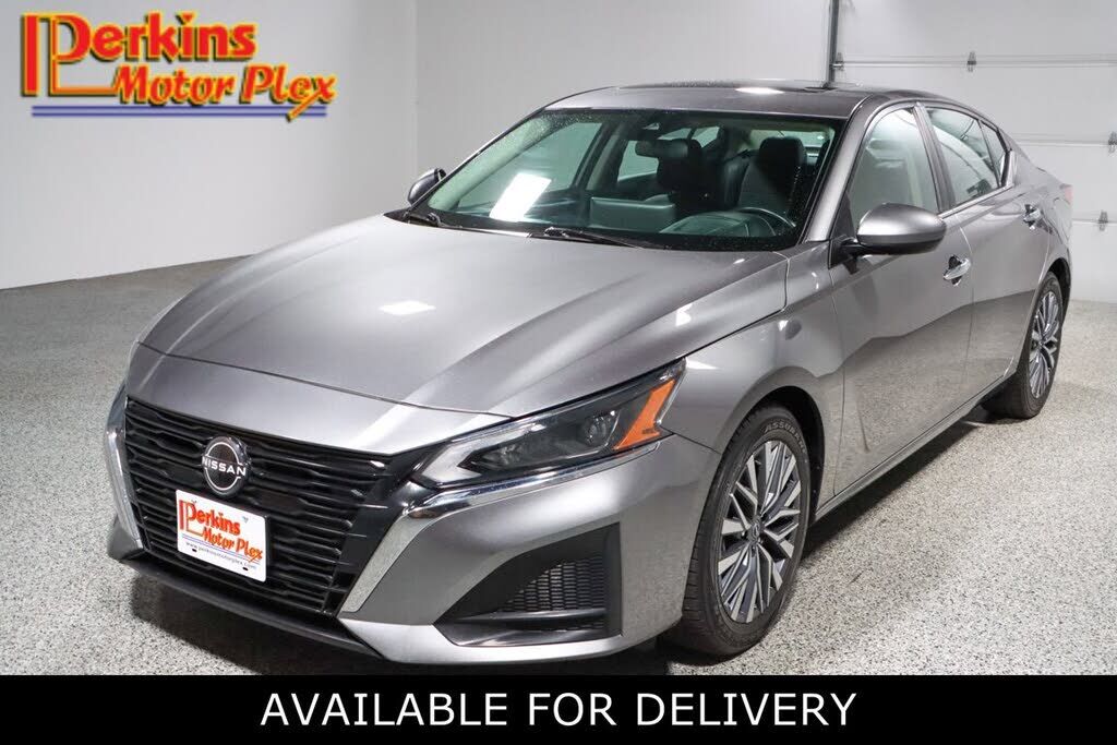 2023 NISSAN Altima