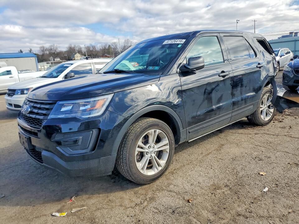 2018 FORD Explorer