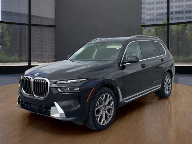 2025 BMW X7