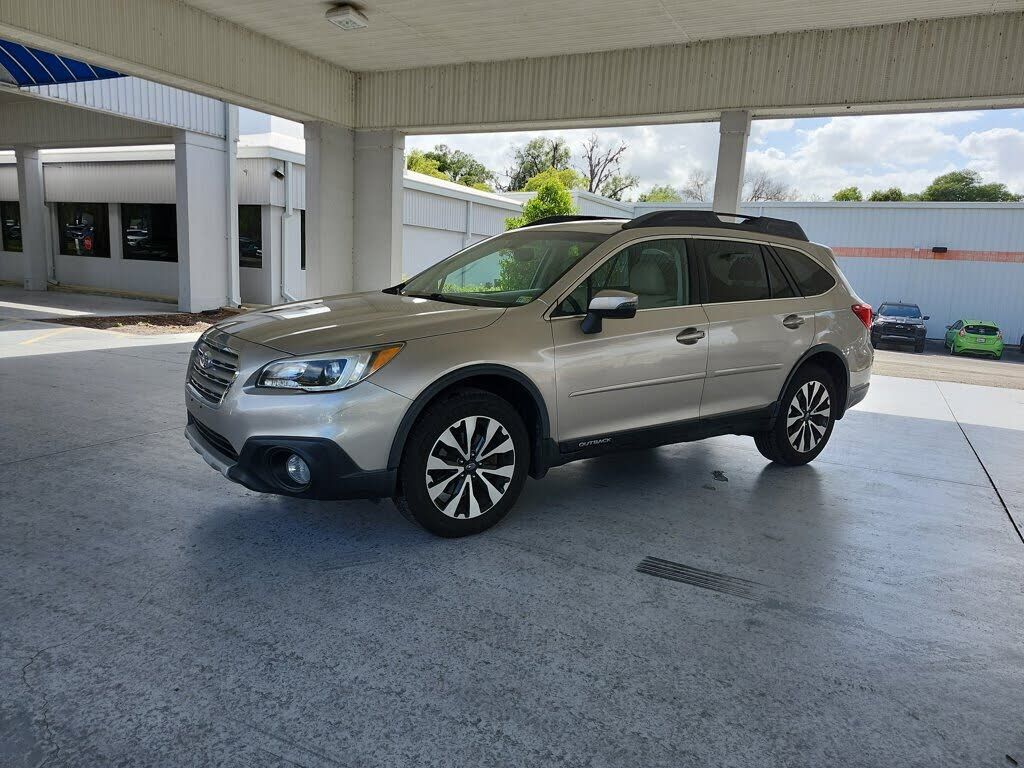 2016 SUBARU Outback