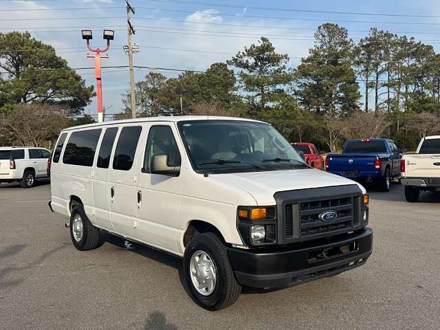 2011 FORD E-350