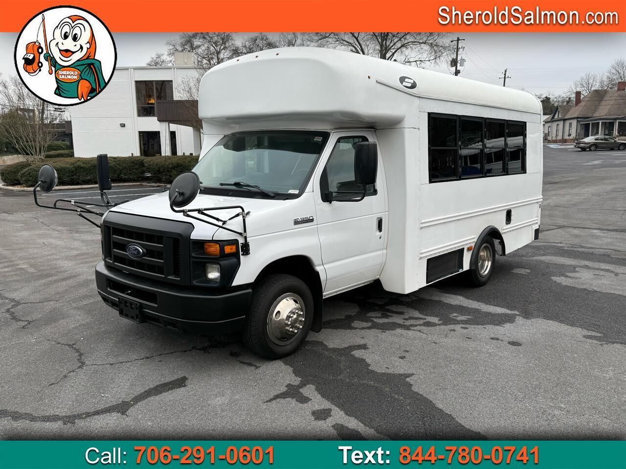 2017 FORD E-350