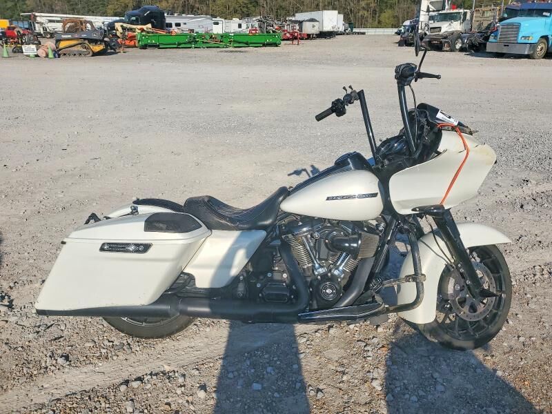 2018 HARLEY DAVIDSON FLTRXS / Road Glide Special