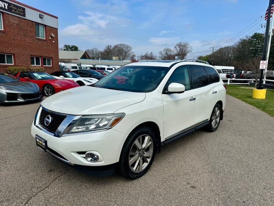 2016 NISSAN Pathfinder