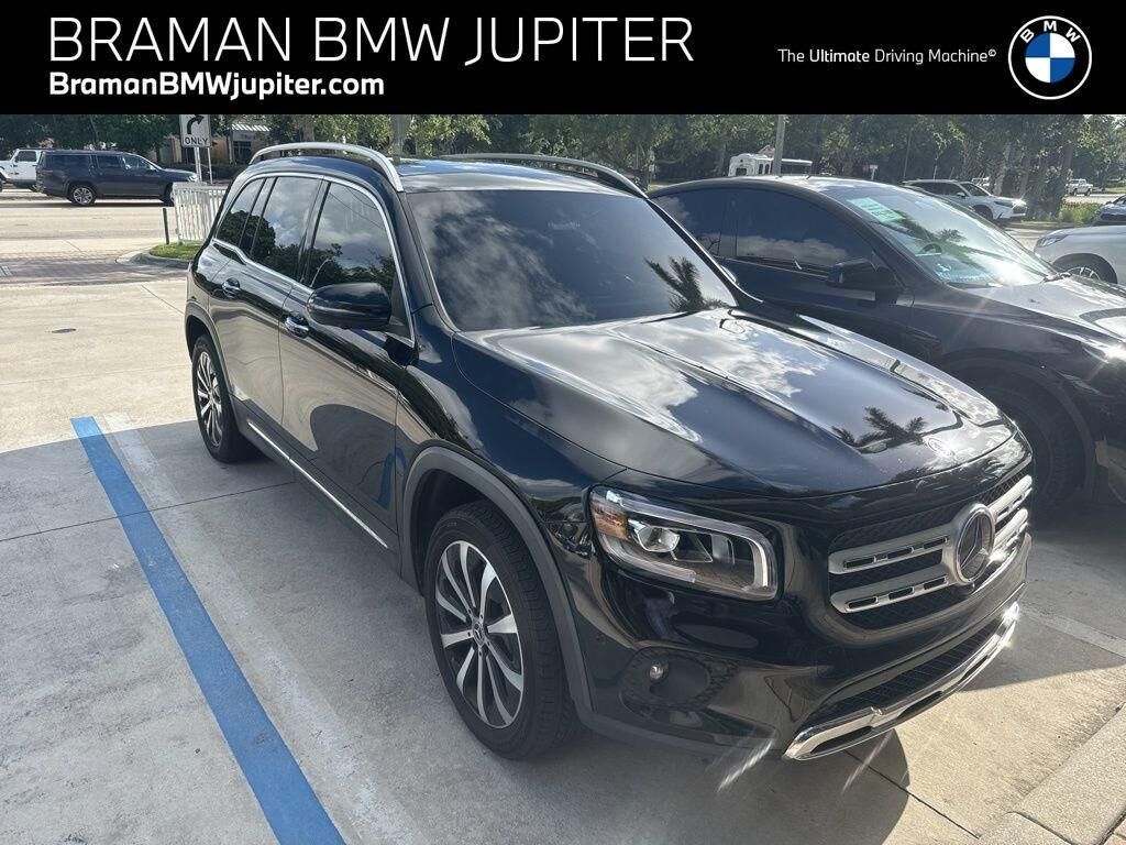 2023 MERCEDES-BENZ GLB-Class