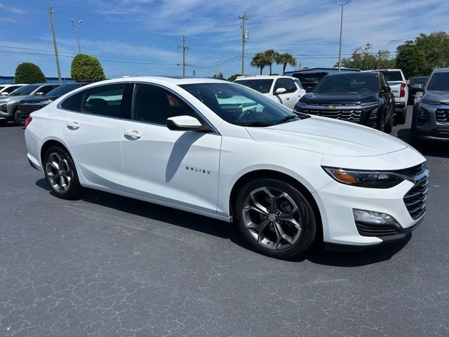 2024 CHEVROLET Malibu