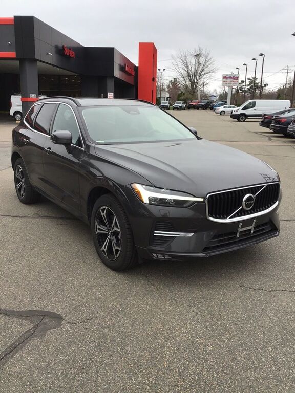 2022 VOLVO XC60