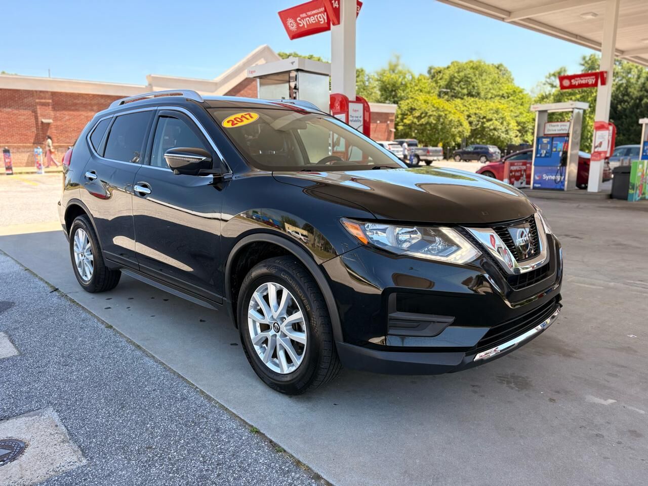 2017 NISSAN Rogue