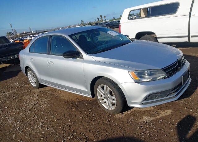 2015 VOLKSWAGEN Jetta