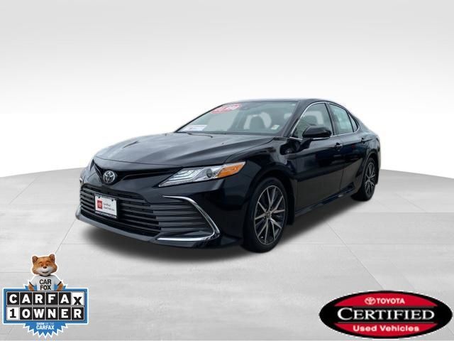 2024 TOYOTA Camry