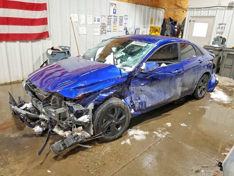 2023 HYUNDAI Elantra