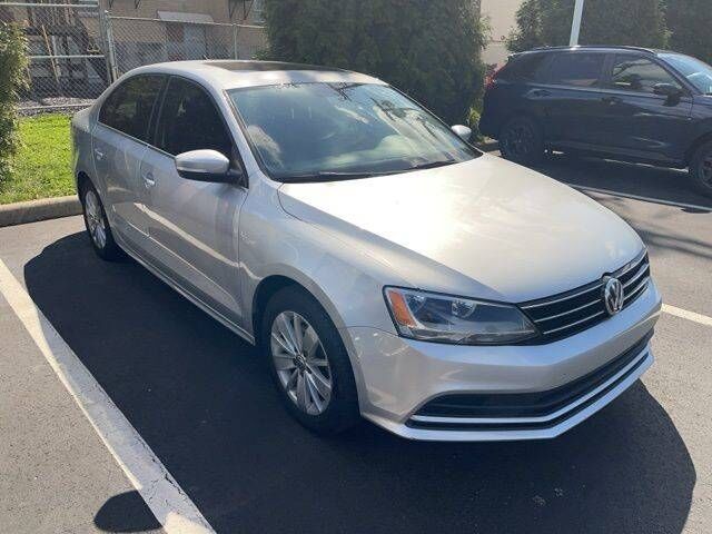 2016 VOLKSWAGEN Jetta