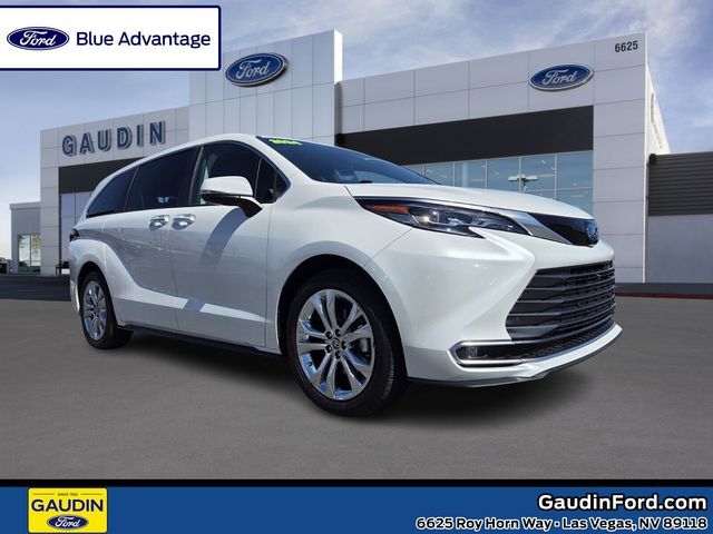 2024 TOYOTA Sienna
