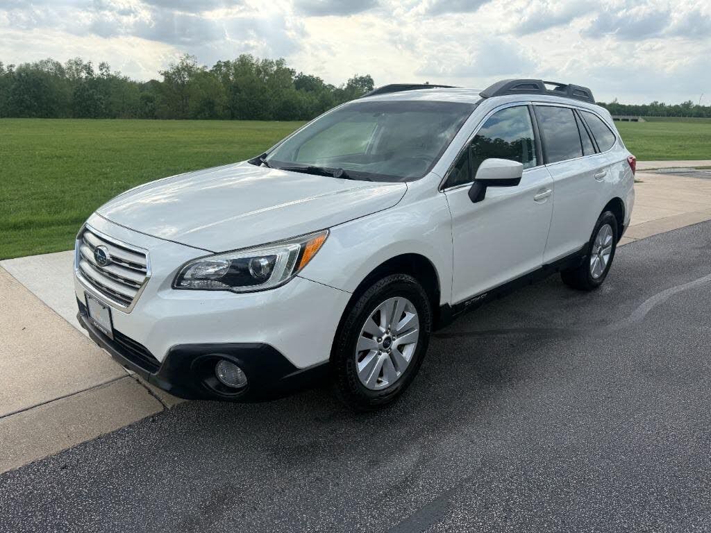 2017 SUBARU Outback