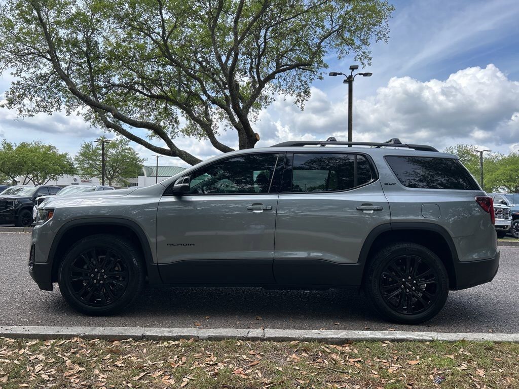 2023 GMC Acadia