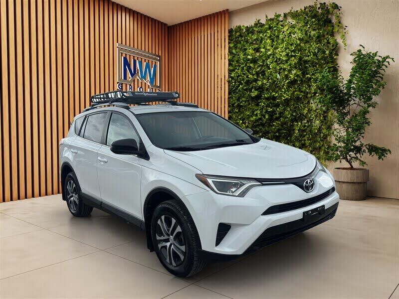 2016 TOYOTA RAV4
