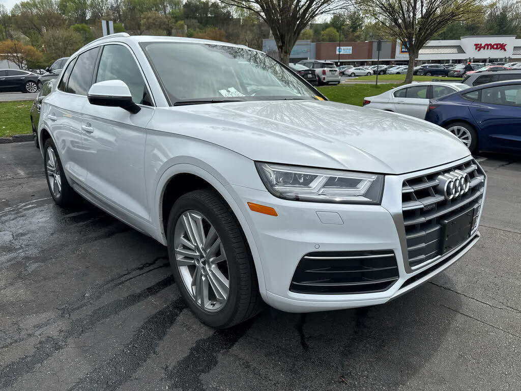 2019 AUDI Q5
