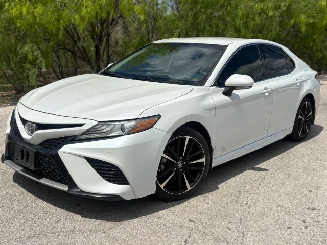 2018 TOYOTA Camry