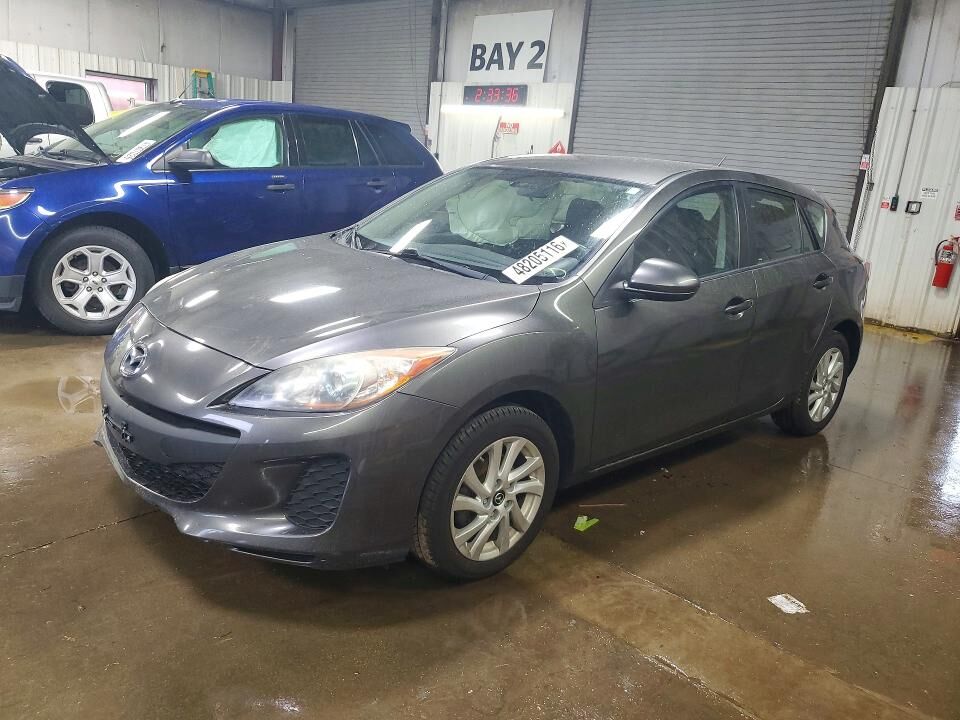 2013 MAZDA Mazda3