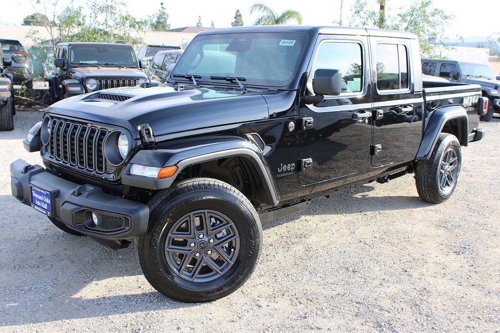 2026 JEEP Gladiator