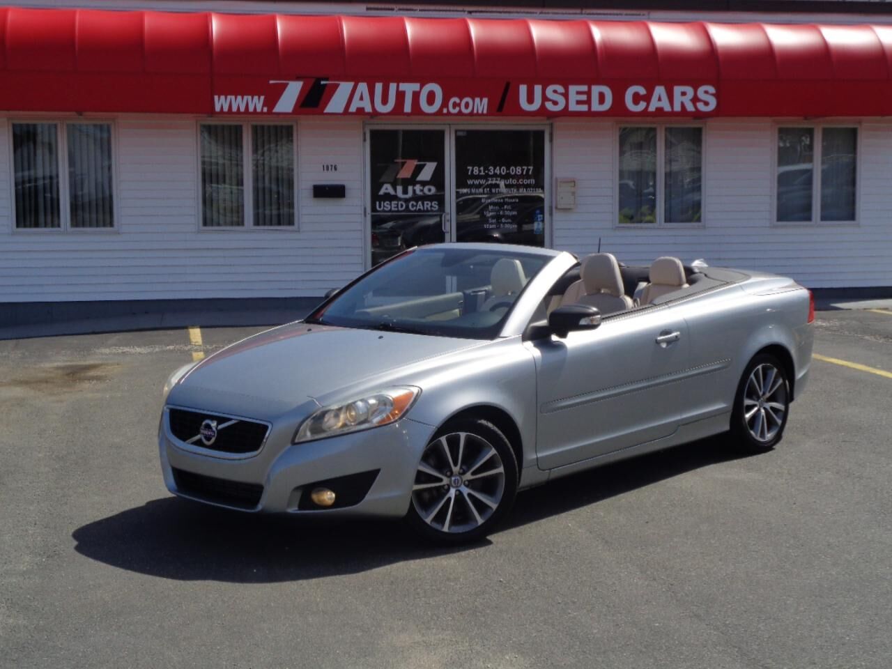 2011 VOLVO C70