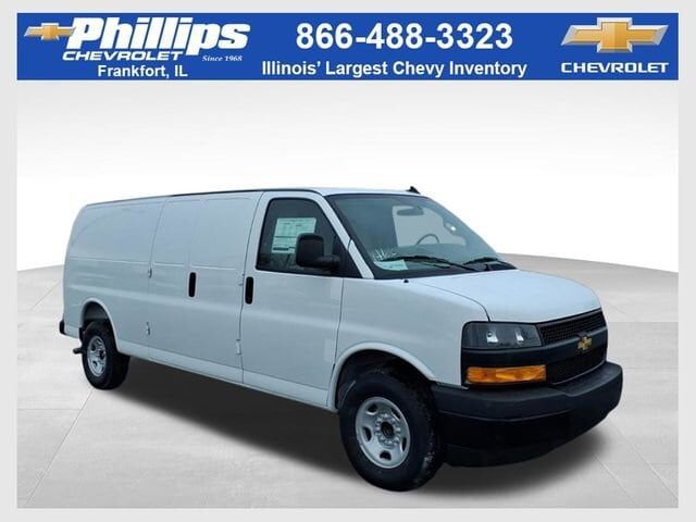 2025 CHEVROLET Express