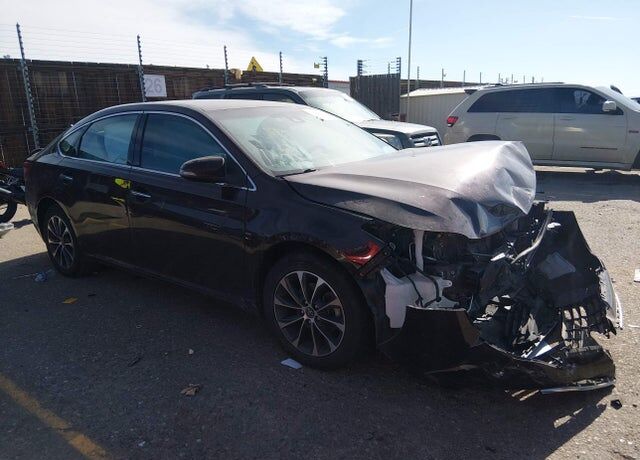2017 TOYOTA Avalon