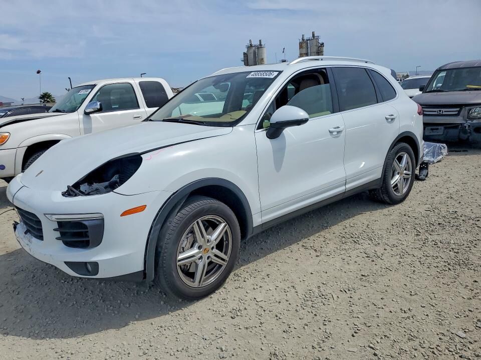 2017 PORSCHE Cayenne