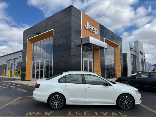2016 VOLKSWAGEN Jetta
