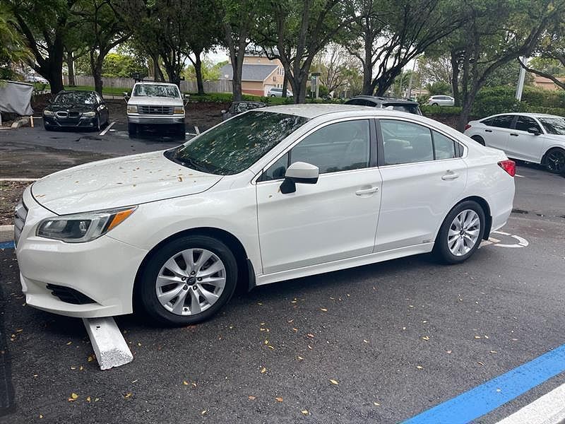 2016 SUBARU Legacy