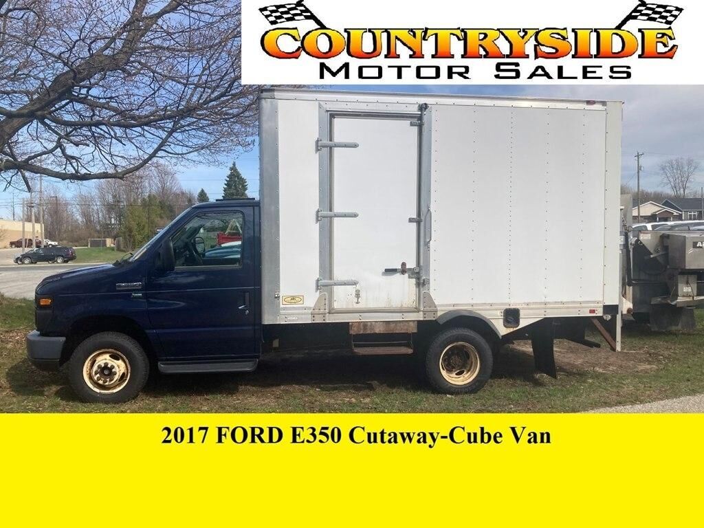 2017 FORD E-350