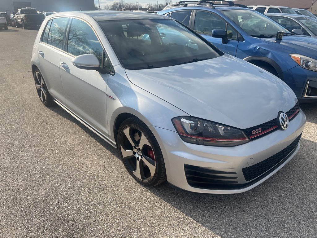 2017 VOLKSWAGEN Golf GTI