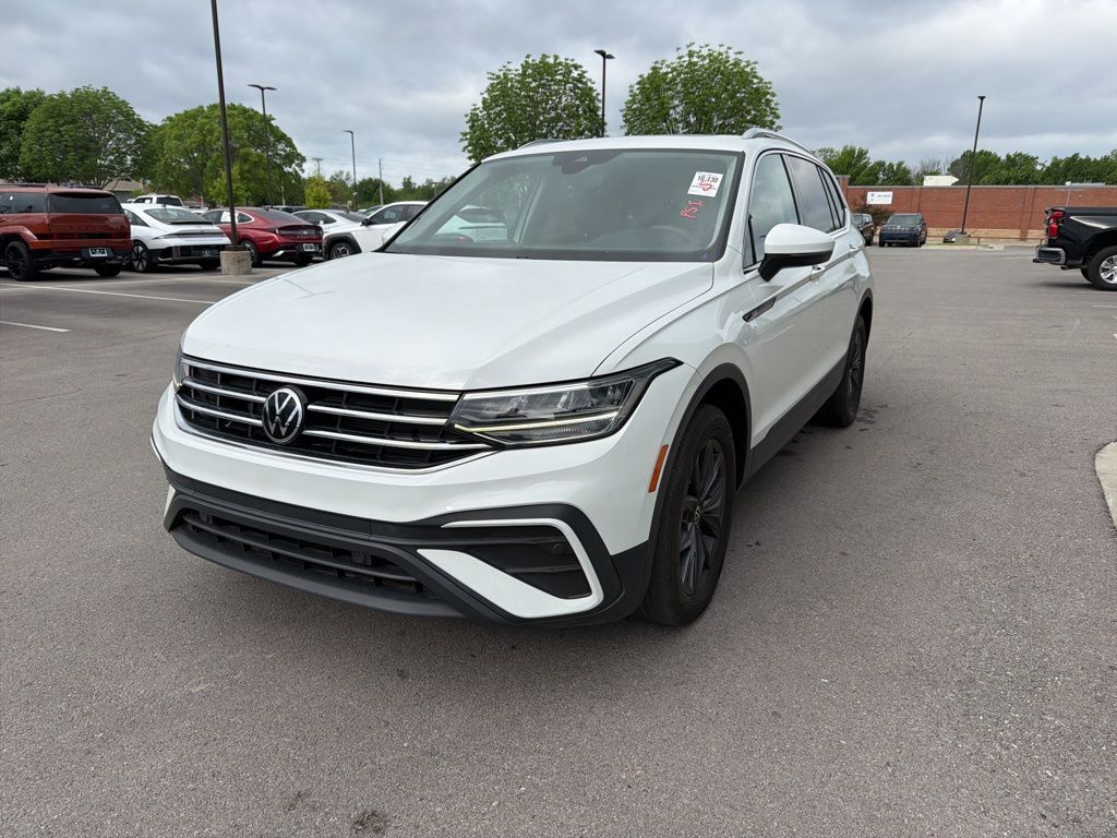 2022 VOLKSWAGEN Tiguan