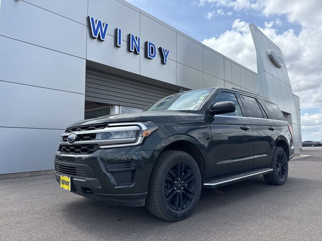 2022 FORD Expedition