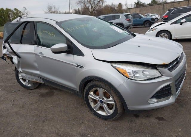 2015 FORD Escape