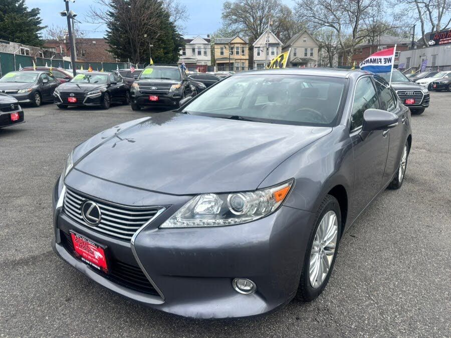 2015 LEXUS ES