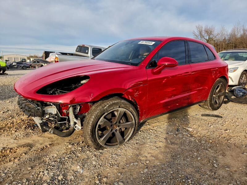 2025 PORSCHE Macan