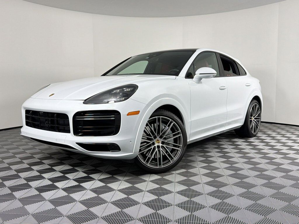 2023 PORSCHE Cayenne