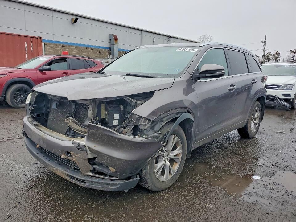2014 TOYOTA Highlander