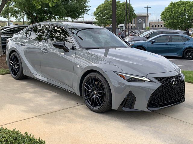2024 LEXUS IS