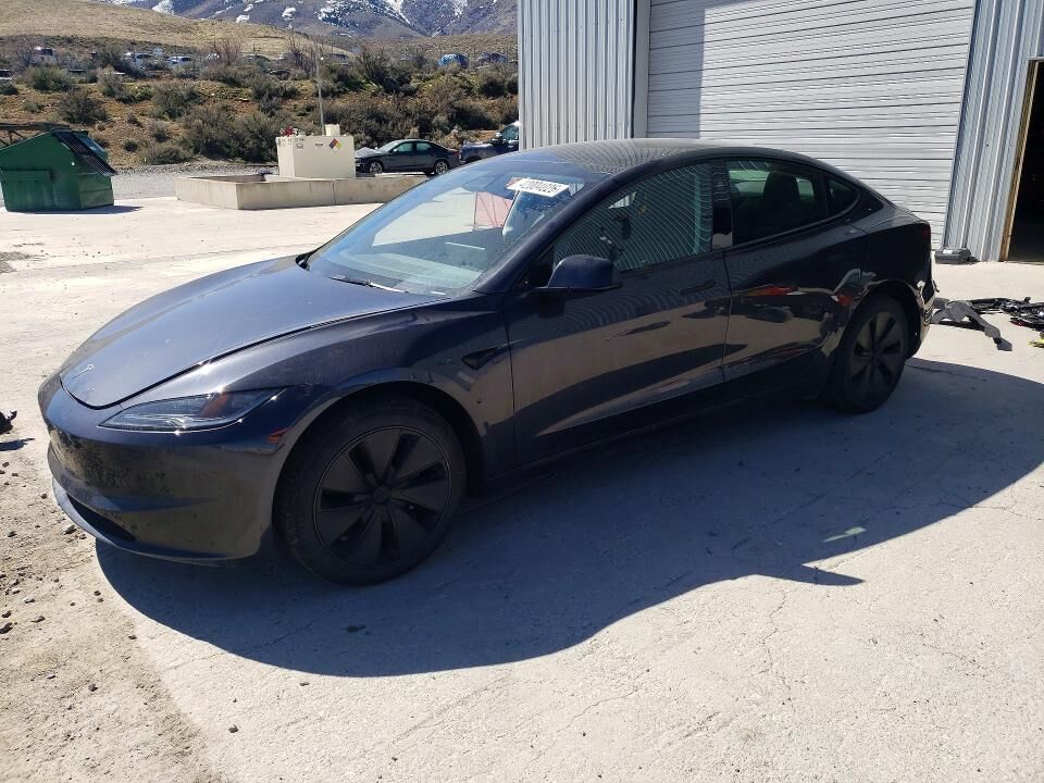 2024 TESLA Model 3