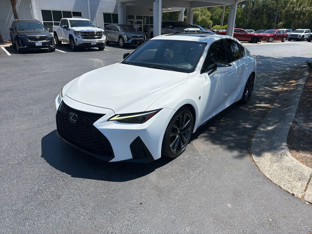 2021 LEXUS IS