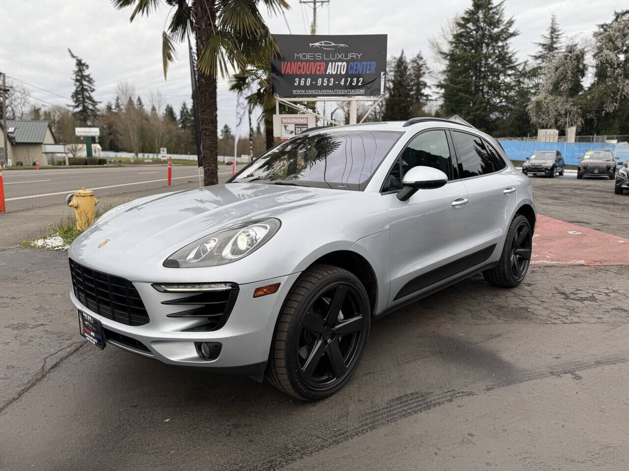 2015 PORSCHE Macan