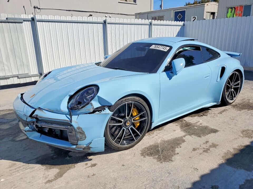 2022 PORSCHE 911