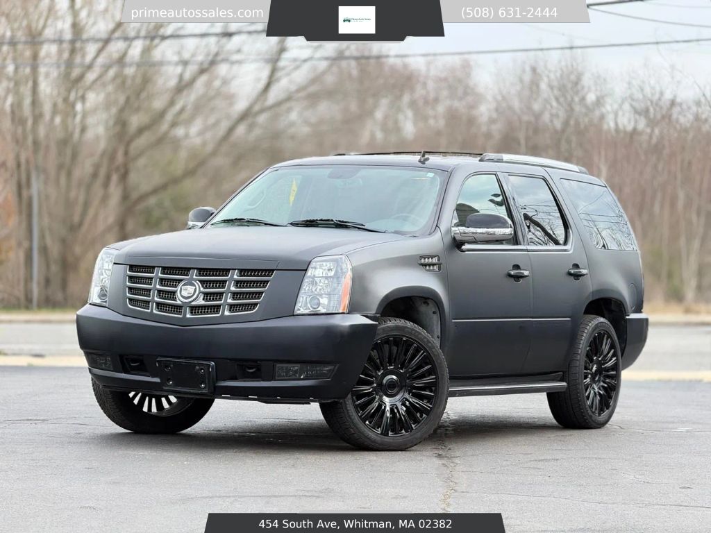 2011 CADILLAC Escalade