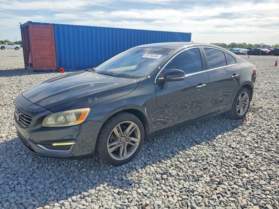 2015 VOLVO S60