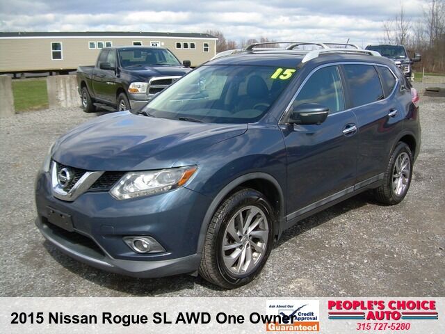 2015 NISSAN Rogue