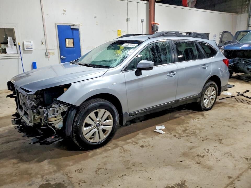 2016 SUBARU Outback